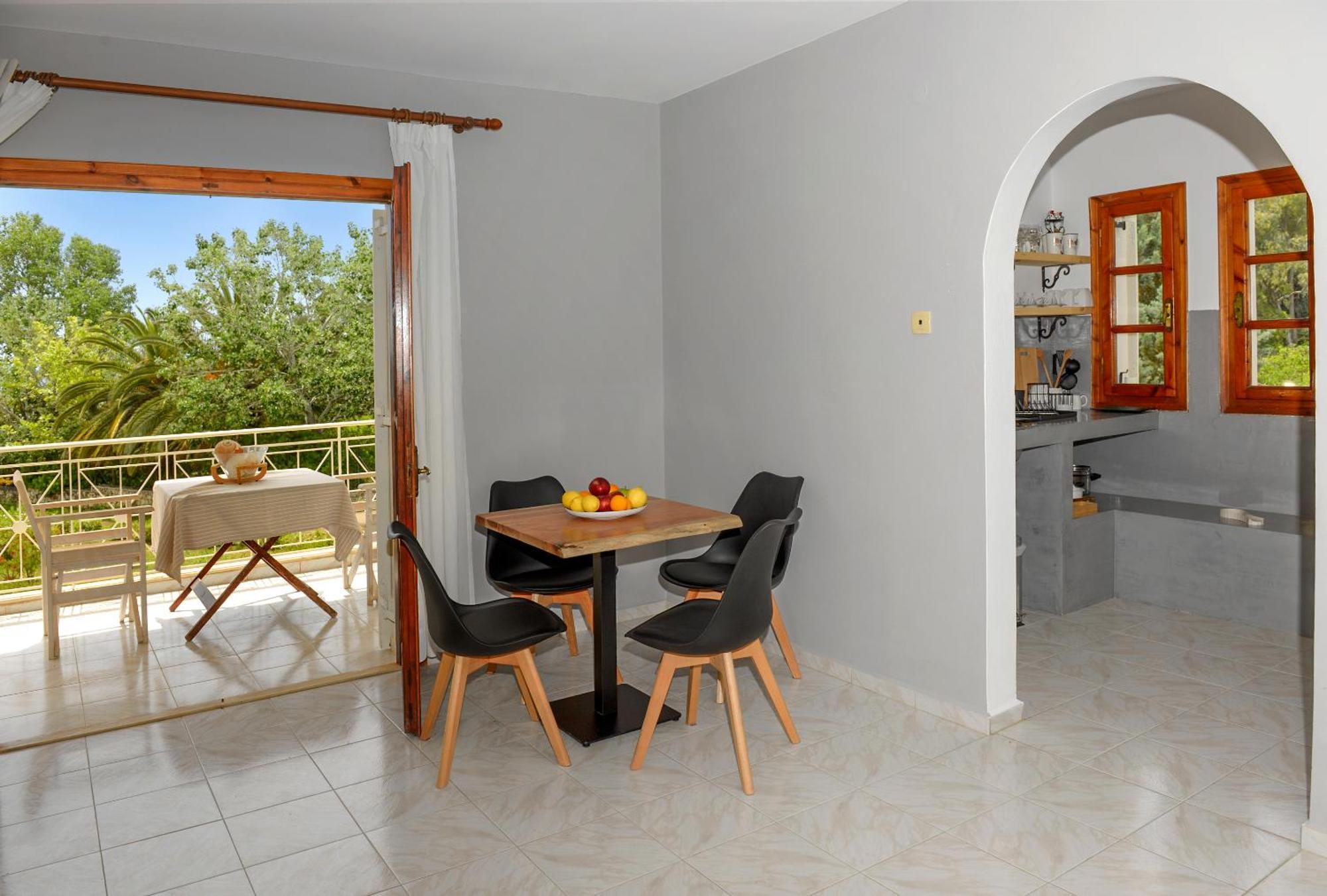 Albouro Seafront Apartments Kateleios Eksteriør bilde