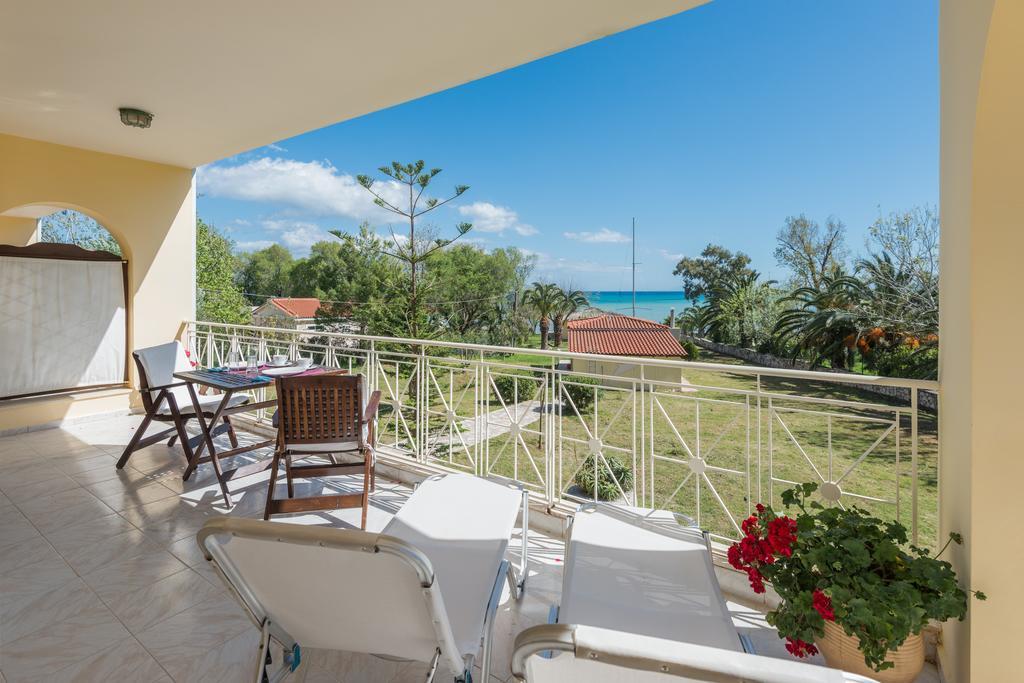 Albouro Seafront Apartments Kateleios Eksteriør bilde
