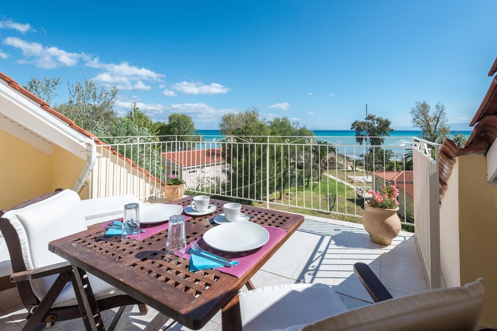 Albouro Seafront Apartments Kateleios Eksteriør bilde
